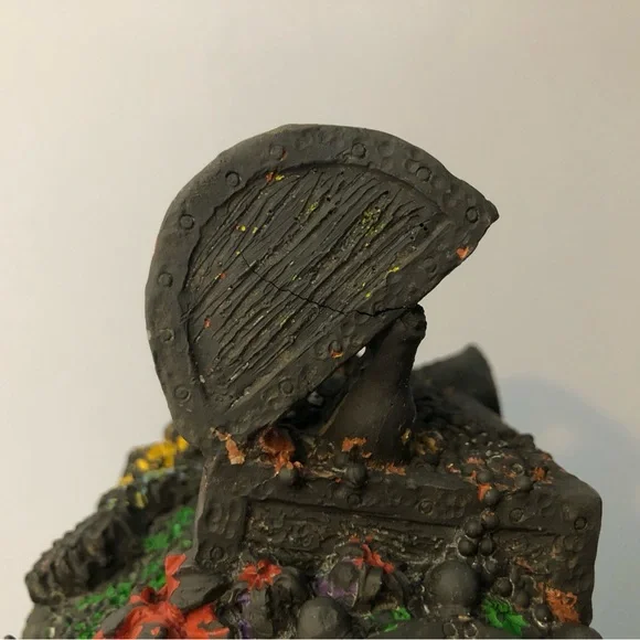 Fish Tank Decor - Picture 6 of 6